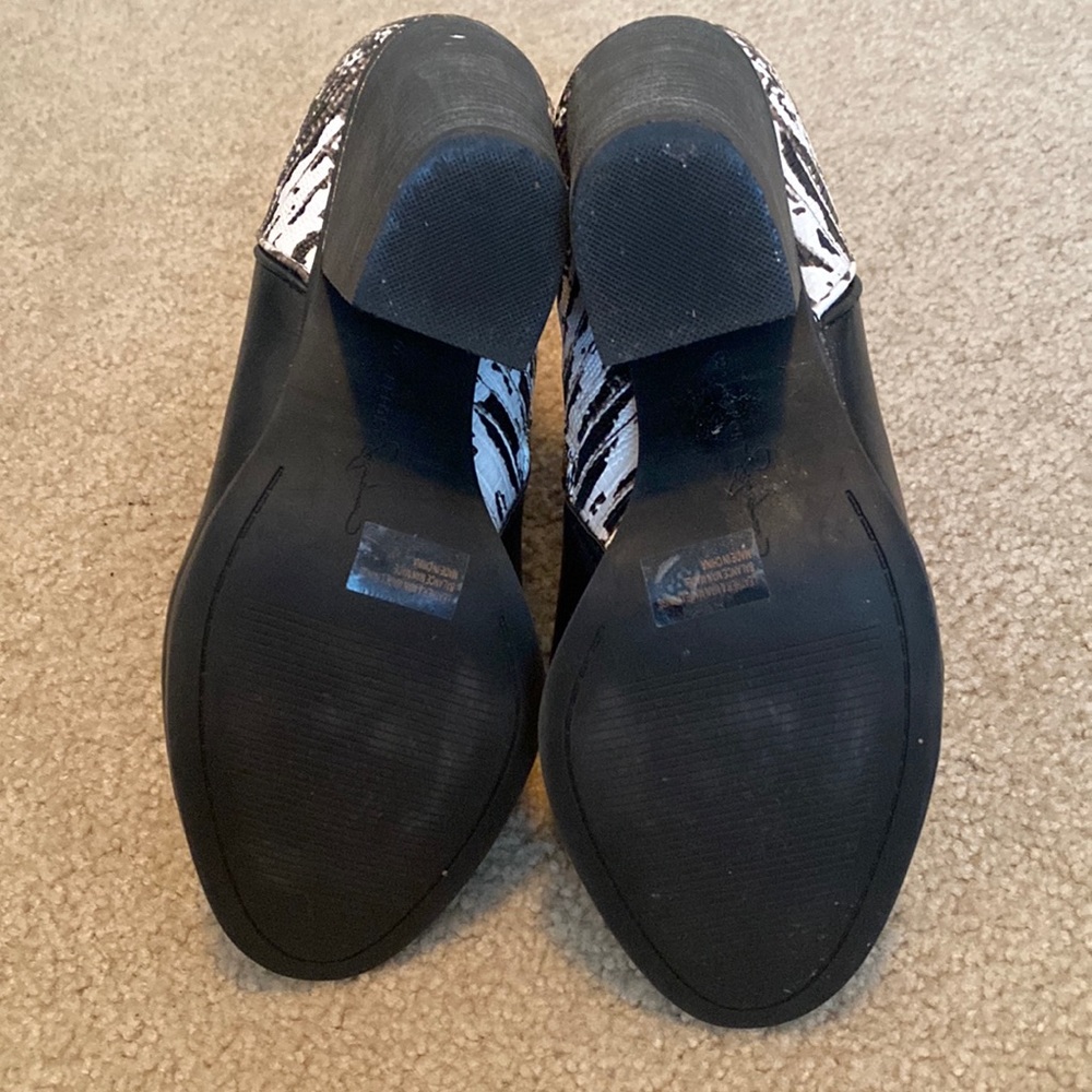 Black Bootie - image 6